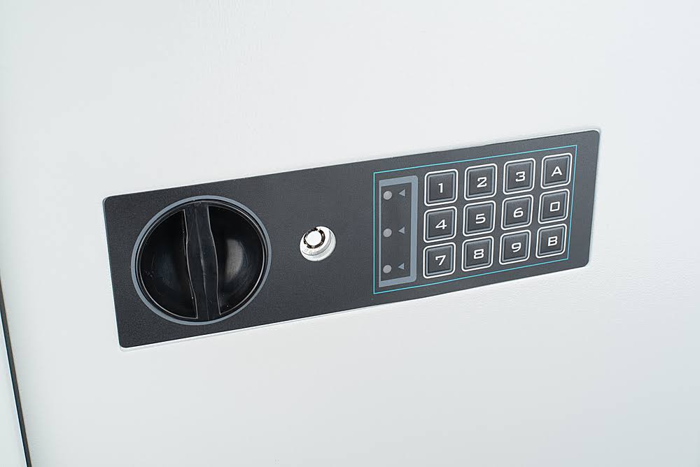 180 Key Digital Wall Safe Y966880