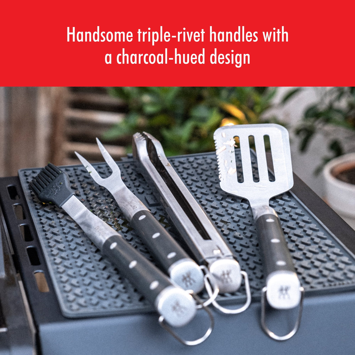 17-inch Stainless Steel Grill Spatula with Serrated Edge F4931