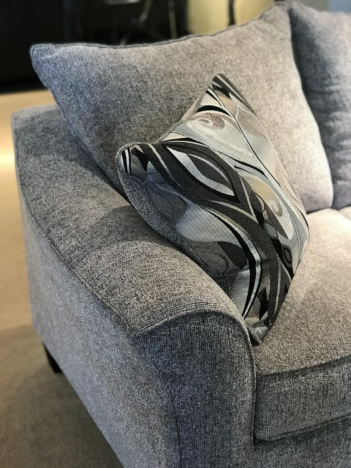 Pillowback Loveseat G628365