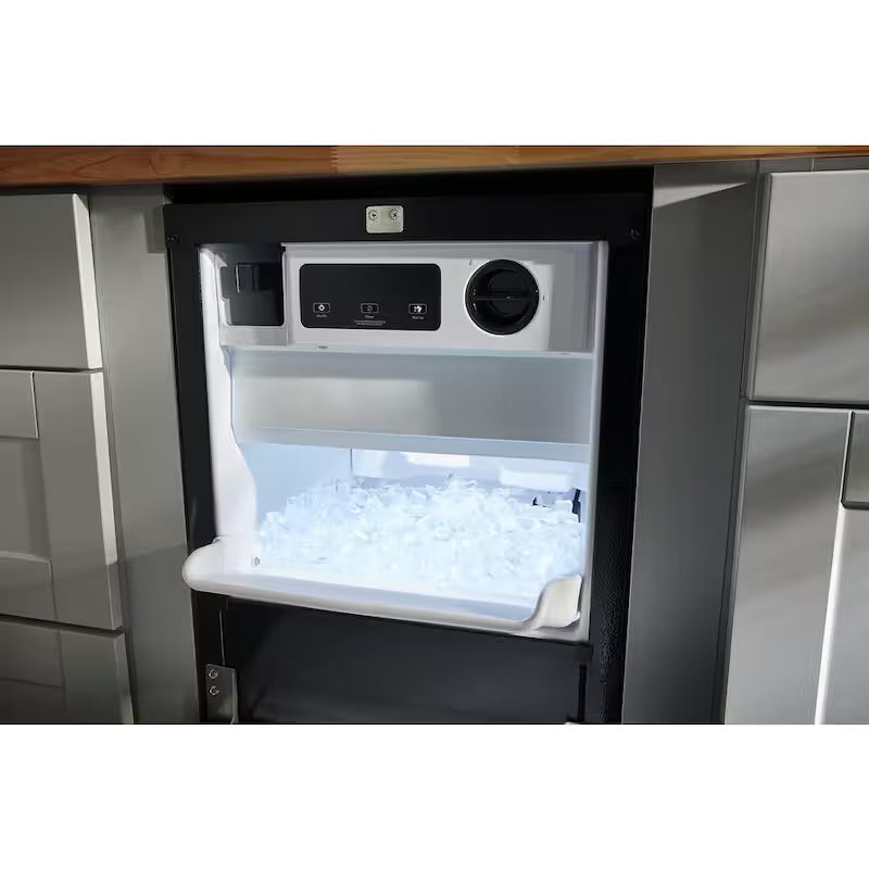 Built-In Ice Maker in PrintShield Stainless Steel I3765
