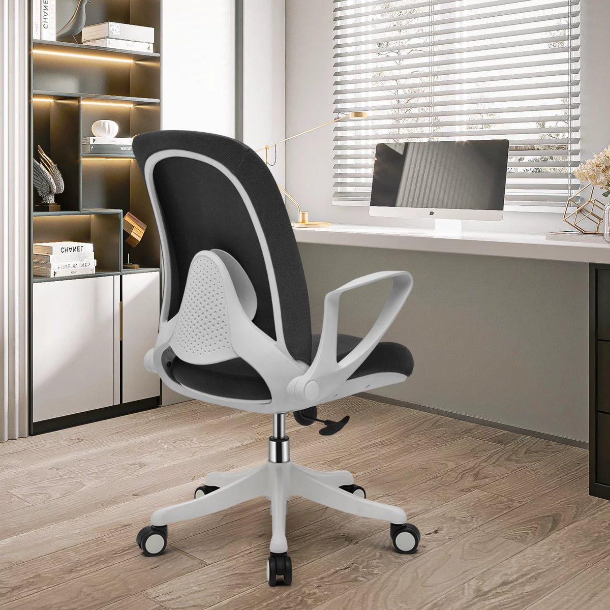 Black Adjustable Ergonomic Mesh Office Chair E970