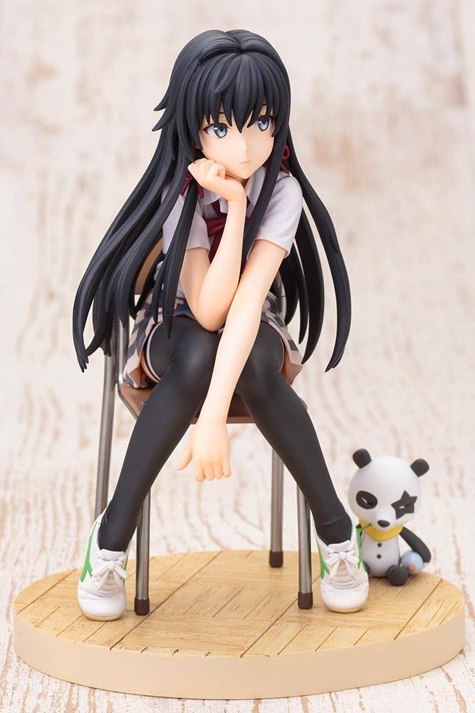 1/8 Scale Figure Y99757