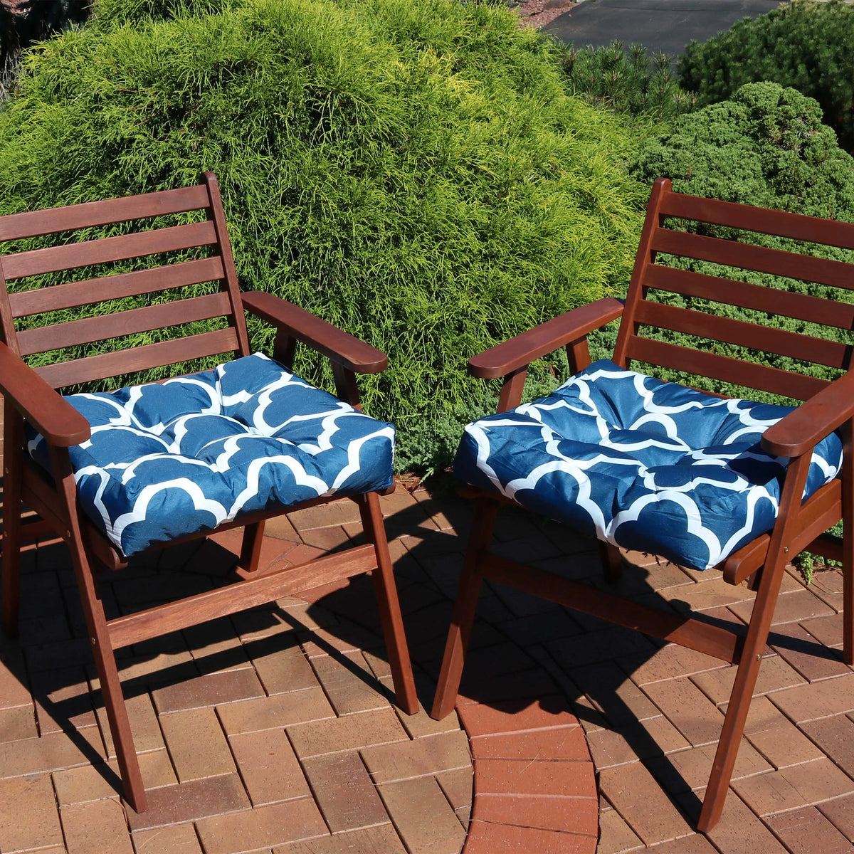 Square Tufted Patio Chair Seat and Back Cushions - 20" - Navy Blue and White - 2pk I833434