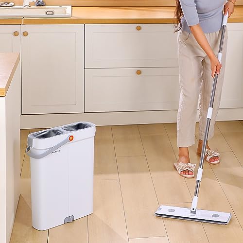 16'' Flat Mop and Bucket with Wringer Set with 4 Microfiber Pads C153