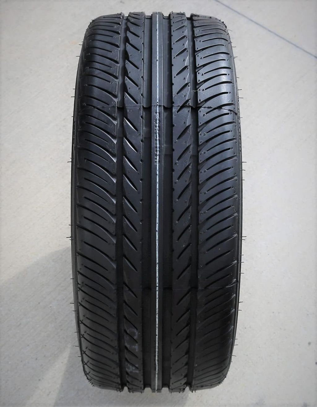 All-Season High Performance Radial Tire 205/40R18 86Y XL BSW S59447