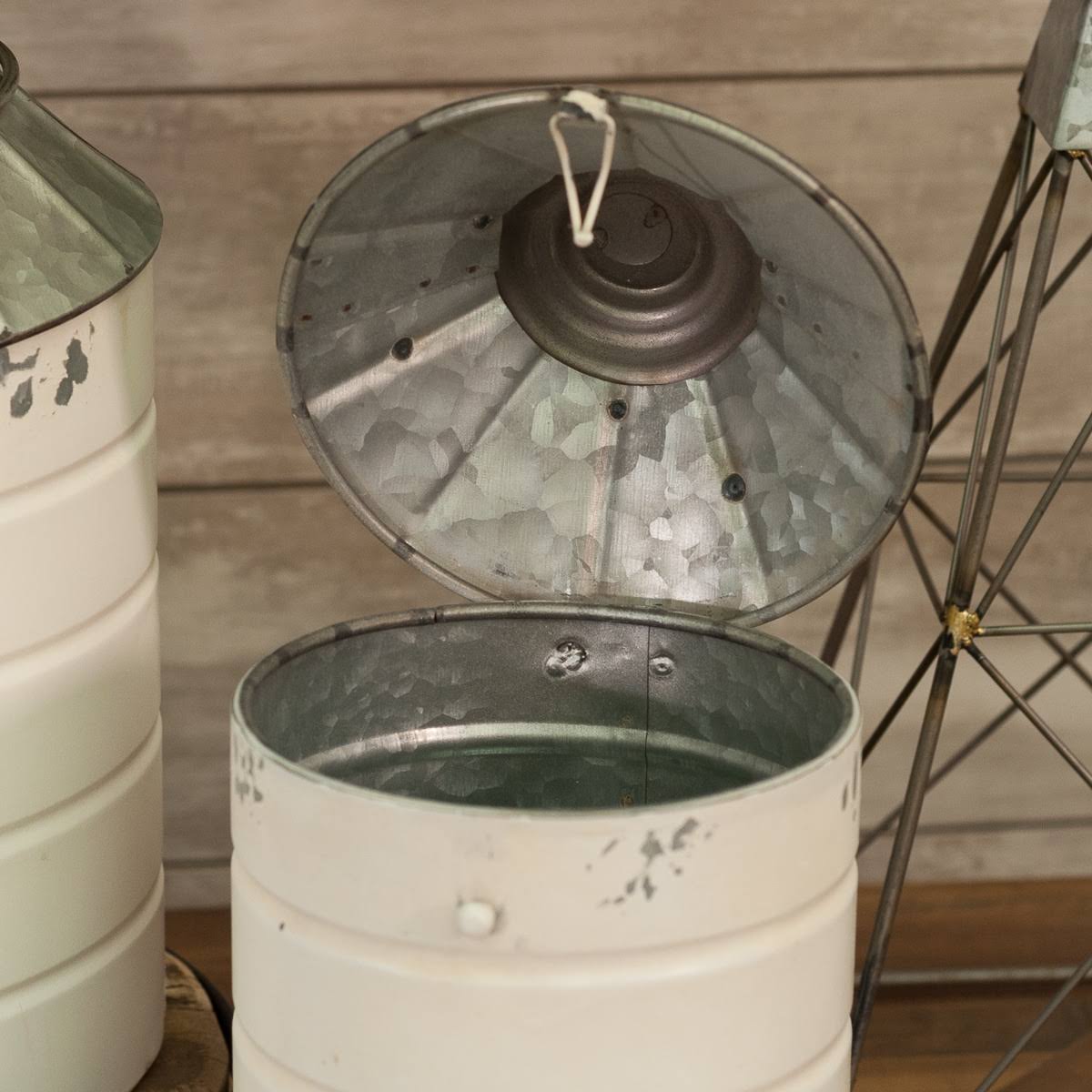 Tin Canister Set of 3 O199465