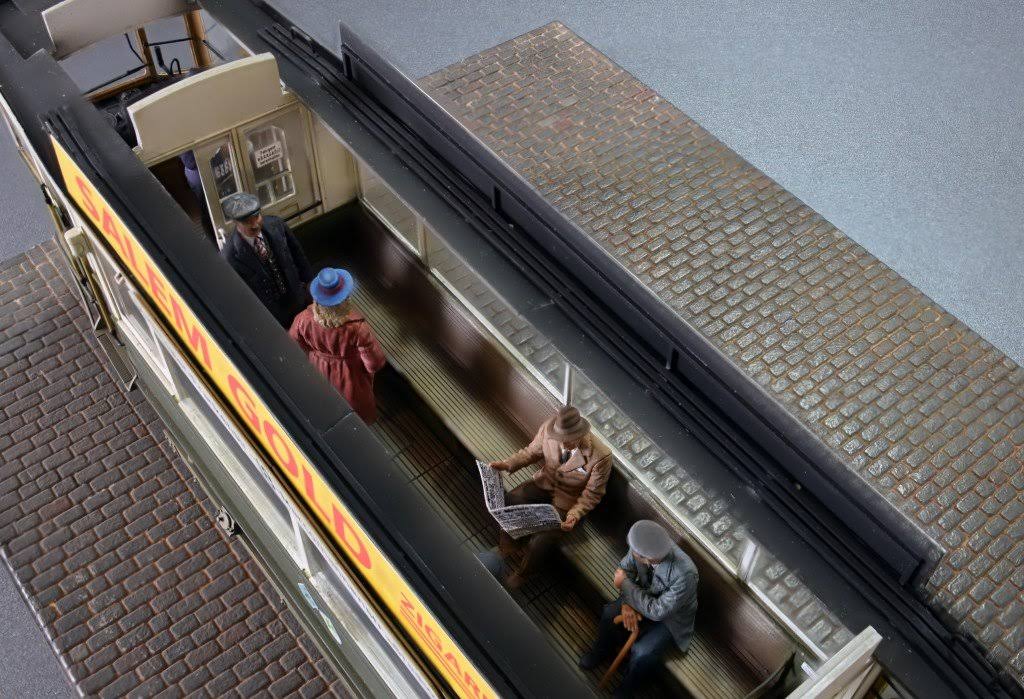 1/35 European Tramcar with Crew Passengers E591