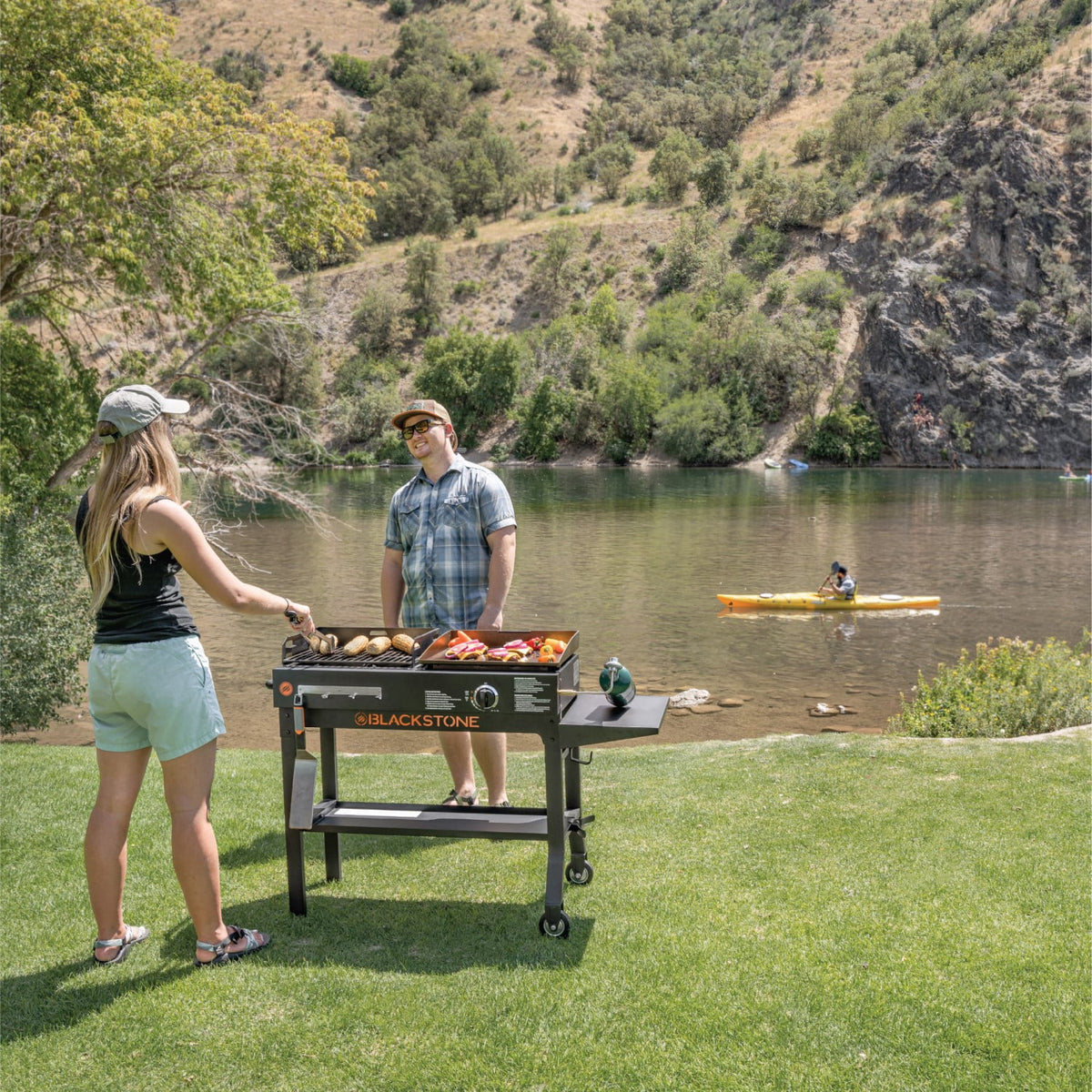 Propane Griddle and Charcoal Grill Combo D8917