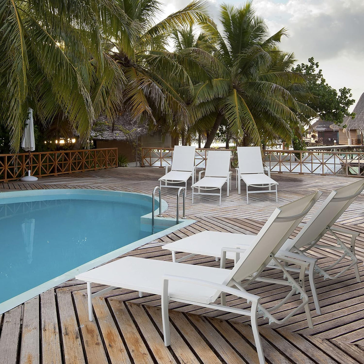 Set Of 2 White Adjustable Folding Outdoor Chaise Lounge Chair H2569