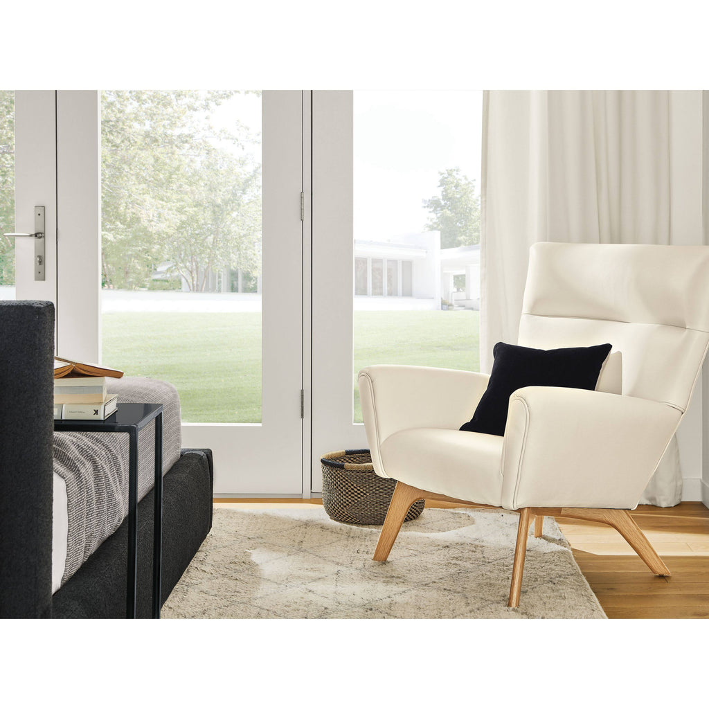 Slim C-Shaped Table L740431