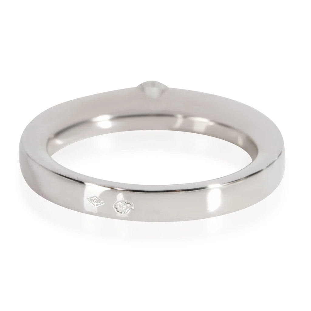 18K White Gold Diamond Solitaire Ring H626