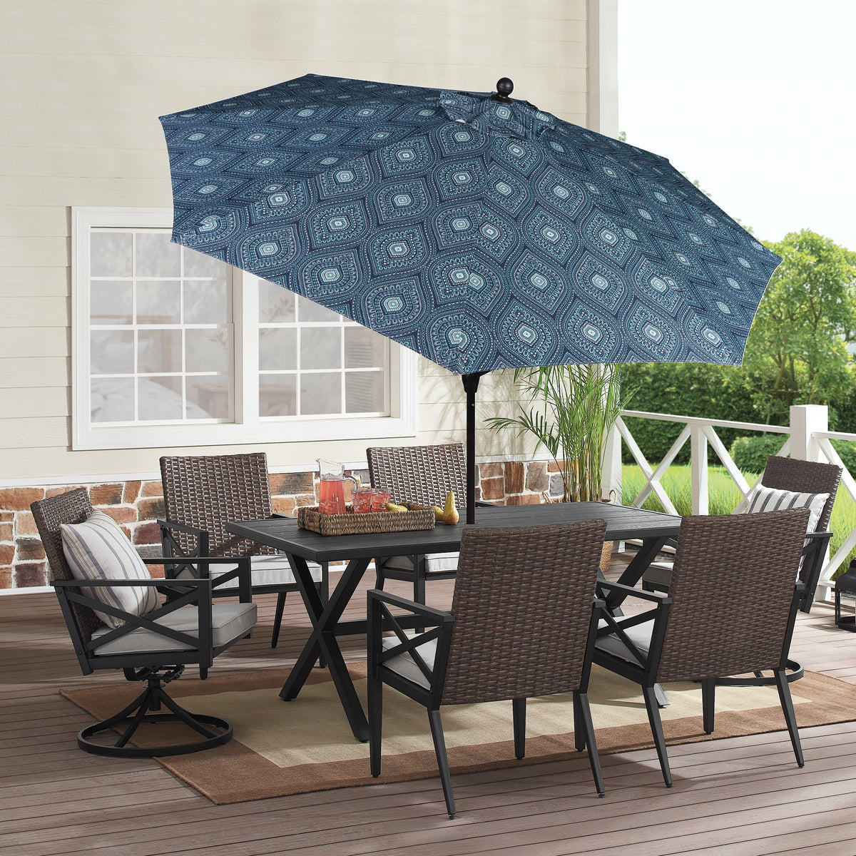 9' Round Crank Patio Umbrella W723742