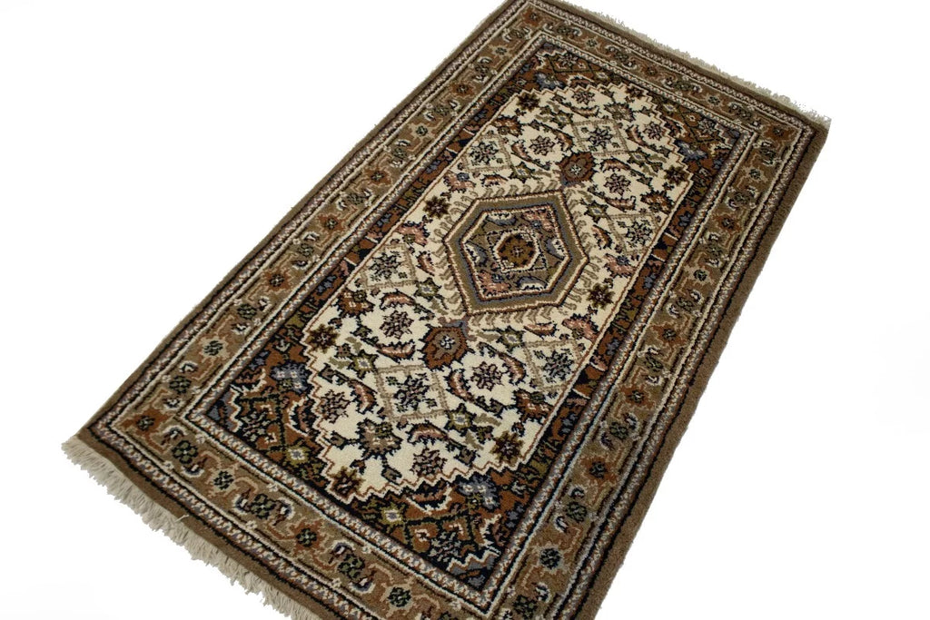 Cream Floral Tribal Oriental Rug X400789