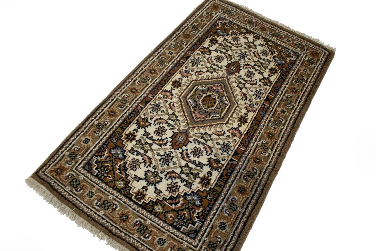 Cream Floral Tribal Oriental Rug X400789
