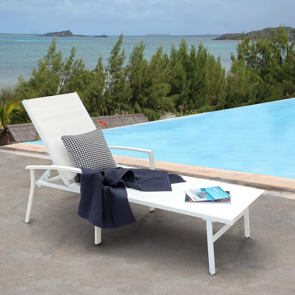 Set Of 2 White Adjustable Folding Outdoor Chaise Lounge Chair H2569